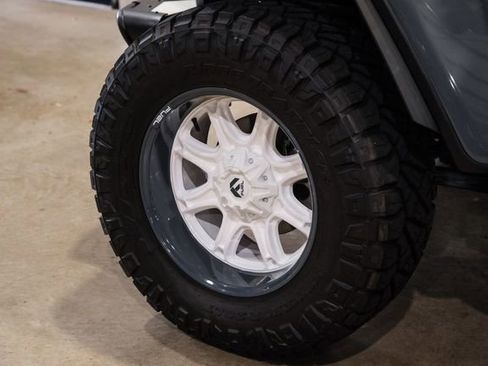 Used 2024 Jeep Wrangler Unlimited Rubicon 392 AWD/4WD image 95
