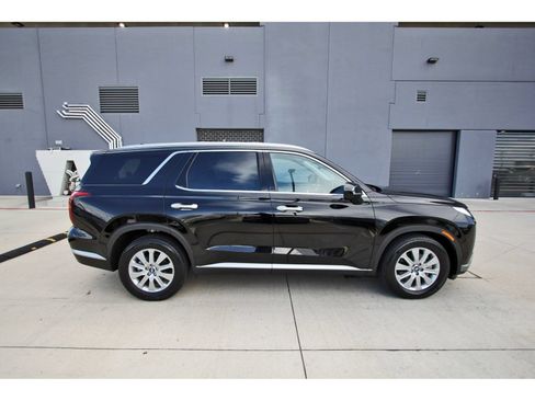 Certified 2025 Hyundai Palisade SEL AWD/4WD image 8