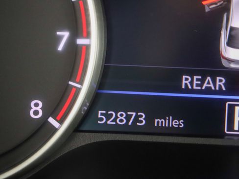 Used 2024 Nissan Sentra SV FWD image 16
