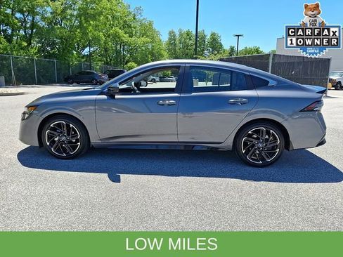 Used 2026 Nissan Sentra SR w/ SR Premium Package FWD image 7