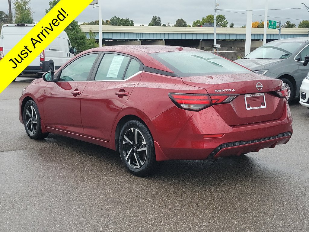 Used 2024 Nissan Sentra SV FWD image 3