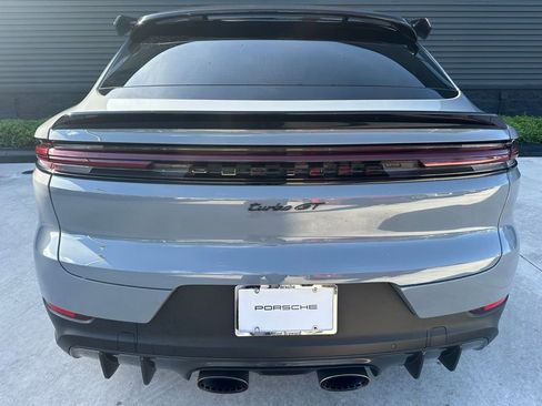 Certified 2024 Porsche Cayenne Turbo GT AWD/4WD image 11