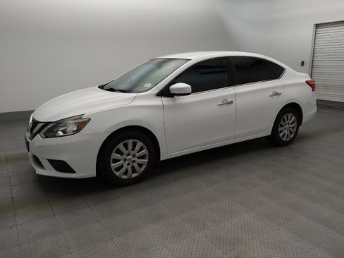 Used 2019 Nissan Sentra S FWD image 2