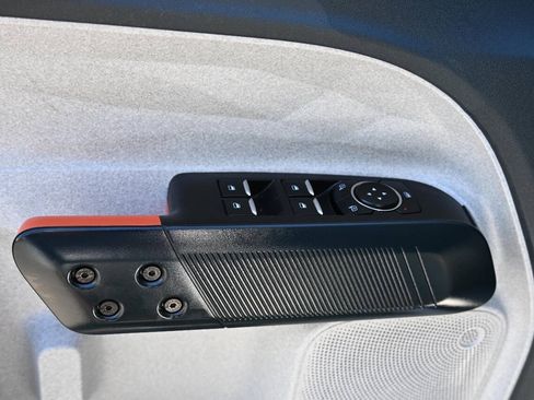 Used 2023 Ford Maverick XLT w/ XLT Luxury Package FWD image 11