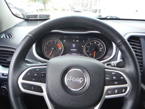 Used 2018 Jeep Cherokee Trailhawk w/ Quick Order Package 27L AWD/4WD image 41