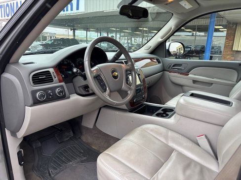 Used 2013 Chevrolet Tahoe LT image 10