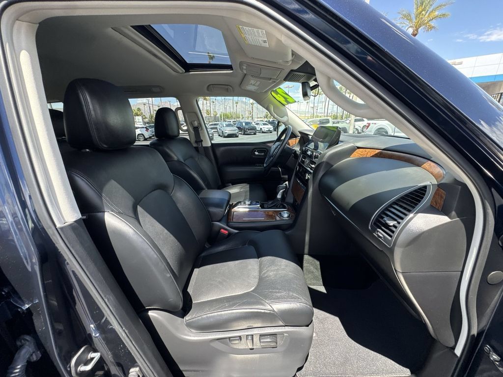Used 2024 Nissan Armada SL w/ Captain's Chairs Package AWD/4WD image 30
