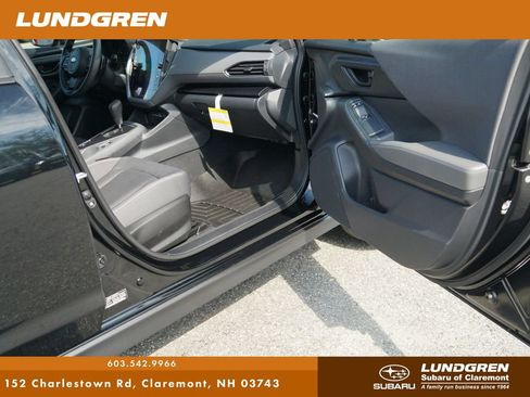 Certified 2025 Subaru Crosstrek 2.5i Premium AWD/4WD image 7