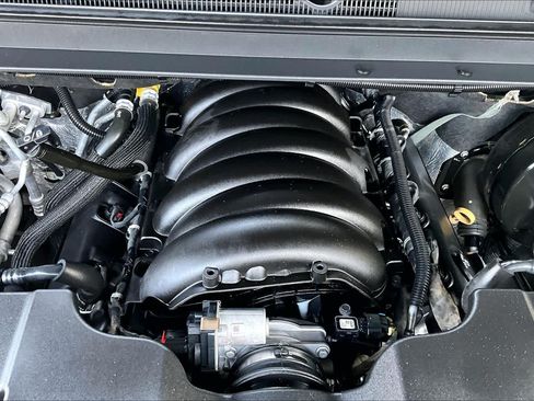 Used 2019 GMC Yukon XL SLT w/ Premium Edition RWD image 31
