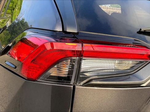 Used 2024 Toyota RAV4 LE image 28