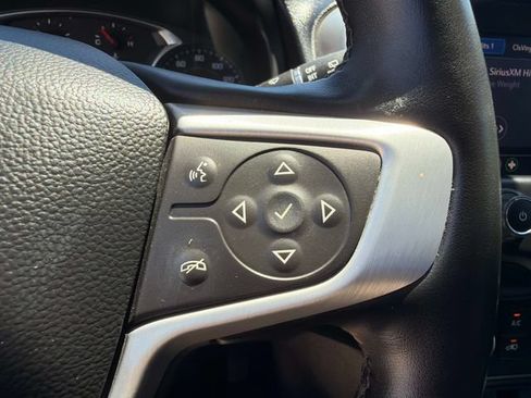 Used 2023 GMC Terrain SLT w/ Tech Package AWD/4WD image 27
