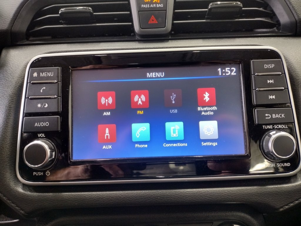 Used 2025 Nissan Versa S FWD image 26