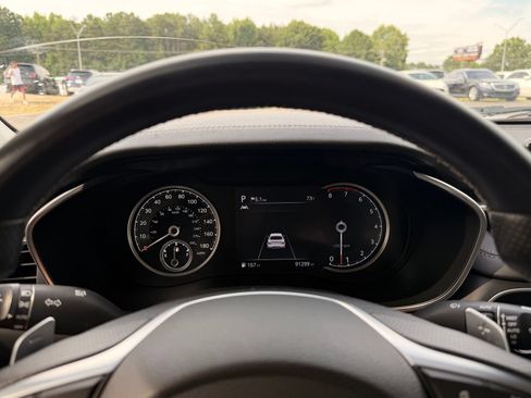 Used 2022 Genesis G70 3.3T RWD image 29