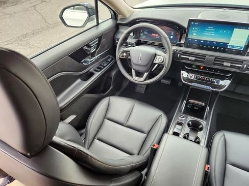 New 2026 Lincoln Corsair Premiere w/ Towing Package image 10