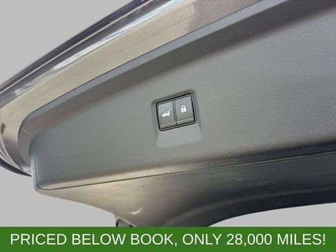 Used 2023 INFINITI QX60 Luxe w/ Cargo Package AWD/4WD image 18