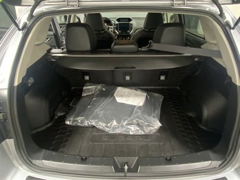 Used 2023 Subaru Crosstrek 2.5i Limited w/ Moonroof Package image 9