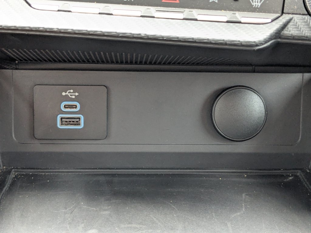 Used 2024 Ford Mustang GT RWD image 24