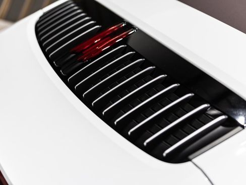 Used 2024 Porsche 911 Carrera image 23