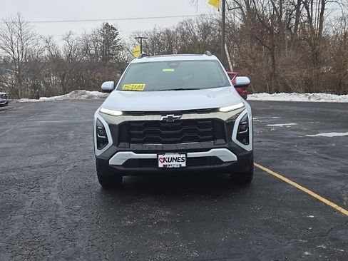 New 2026 Chevrolet Equinox ACTIV w/ Convenience Package III AWD/4WD image 9