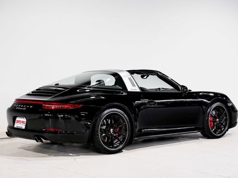 Used 2015 Porsche 911 Targa 4S AWD/4WD image 3