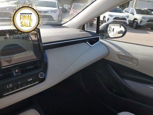 Certified 2025 Toyota Corolla LE image 26