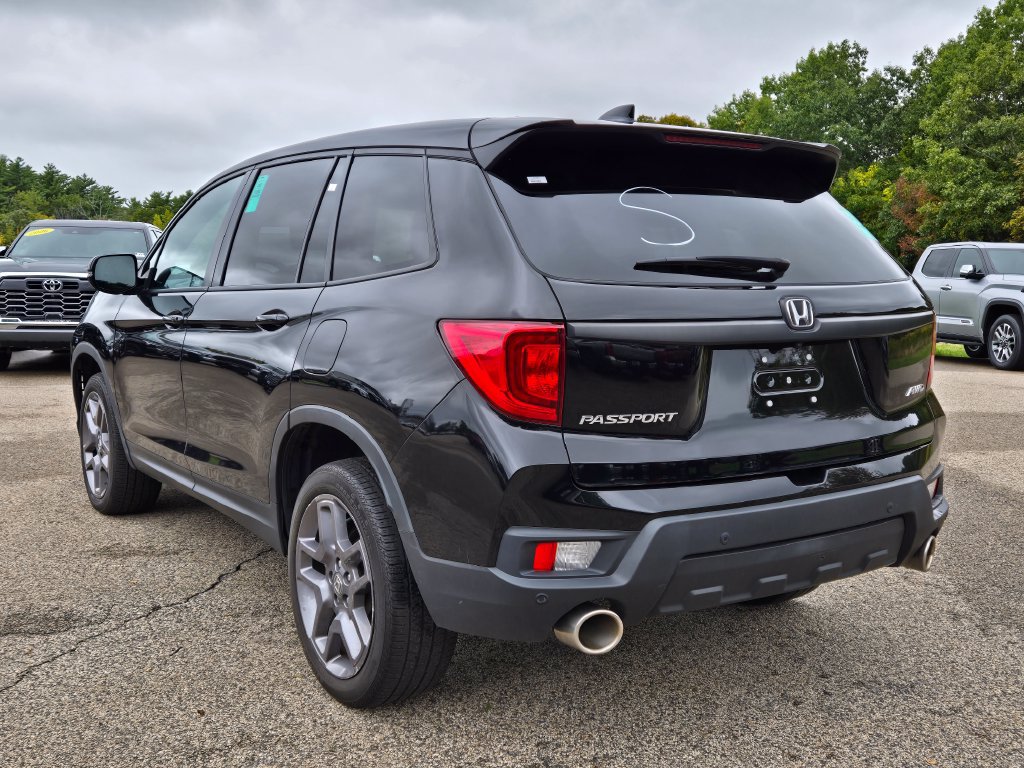 Used 2023 Honda Passport EX-L image 3