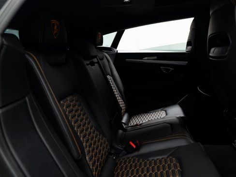 Used 2021 Lamborghini Urus image 27