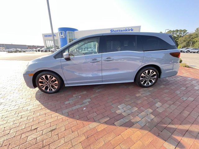 Certified 2025 Honda Odyssey Elite image 31
