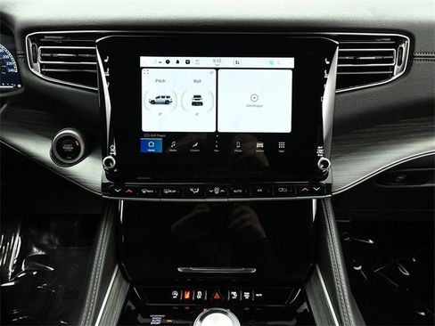 Used 2023 Jeep Wagoneer Series II image 28