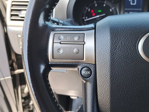 Used 2018 Lexus GX 460 Premium w/ Premium Package AWD/4WD image 19