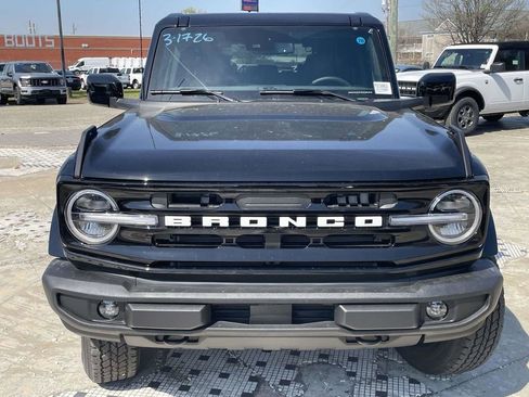 New 2026 Ford Bronco Outer Banks AWD/4WD image 8