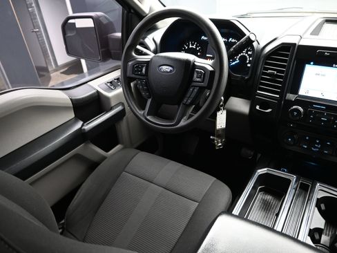 Used 2017 Ford F150 XL w/ Equipment Group 101A Mid RWD image 24