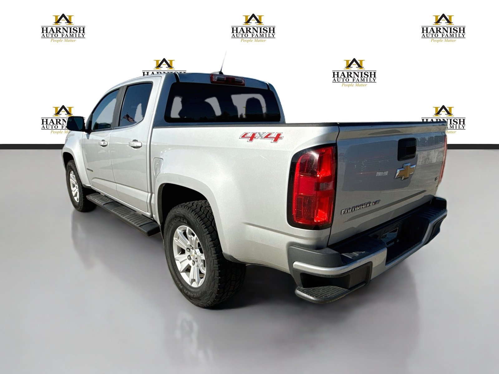 Used 2018 Chevrolet Colorado LT AWD/4WD image 3
