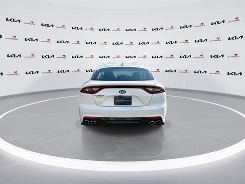 Used 2019 Kia Stinger image 7