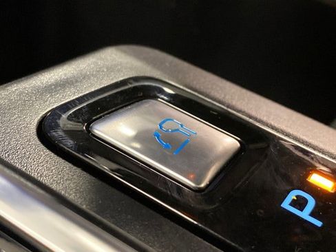 New 2023 Ford F150 Lightning Platinum image 63