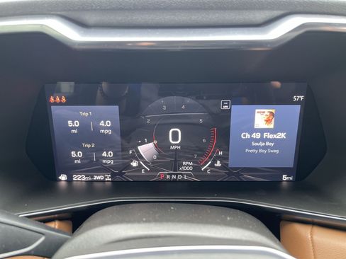 New 2025 GMC Canyon AT4 w/ Nightfall Edition AWD/4WD image 44