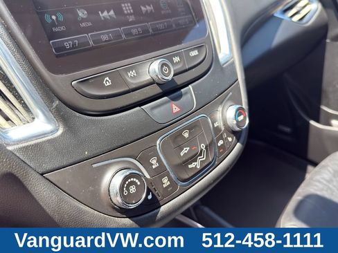Used 2017 Chevrolet Malibu LT w/ Leather Package FWD image 16