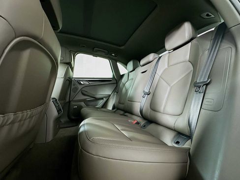 New 2026 Porsche Macan AWD/4WD image 23