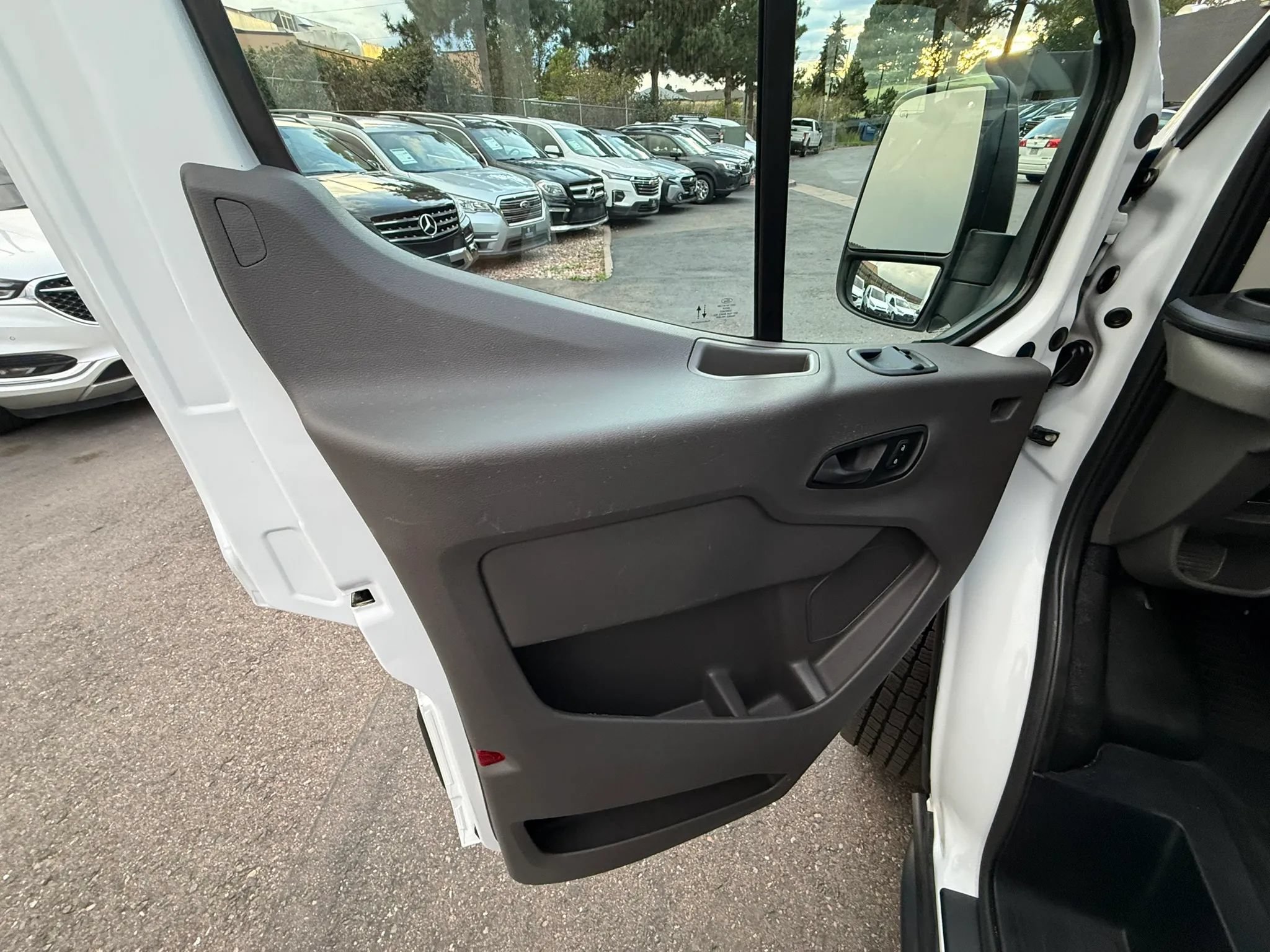 Used 2021 Ford Transit 150 Medium Roof RWD image 27