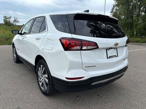 Used 2024 Chevrolet Equinox LT AWD/4WD image 3