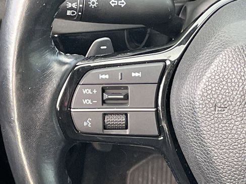 Used 2023 Honda Accord Touring image 7