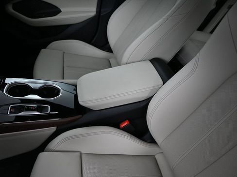 New 2026 Audi A6 Premium Plus AWD/4WD image 9