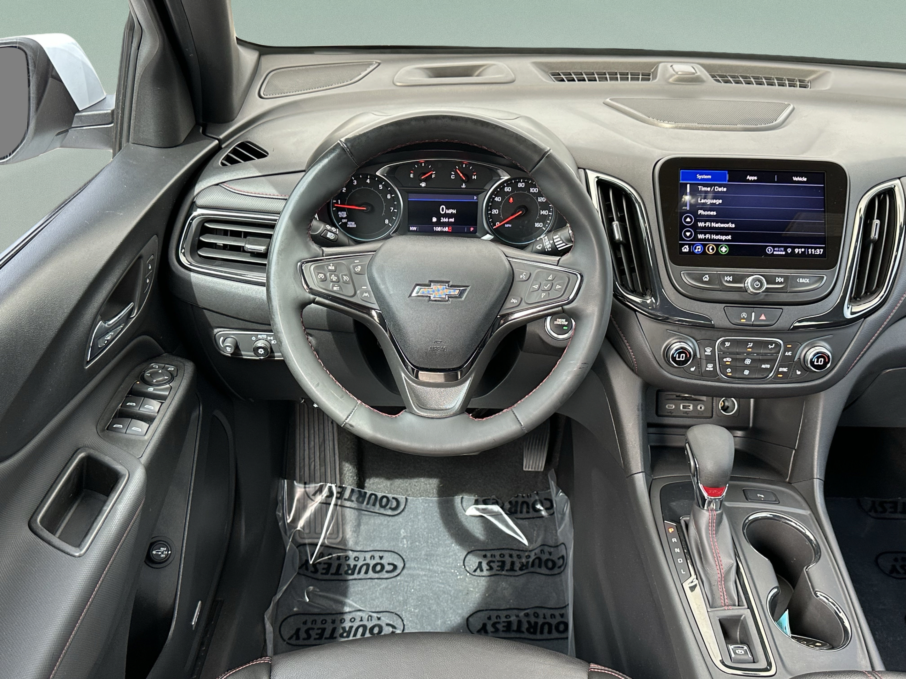 Used 2023 Chevrolet Equinox RS w/ RS Leather Package FWD image 11