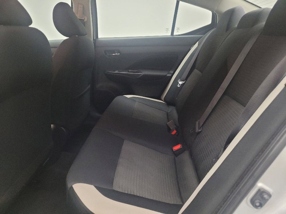 Used 2021 Nissan Versa SV FWD image 18