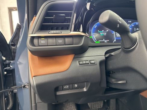 New 2026 Toyota Crown Limited image 32