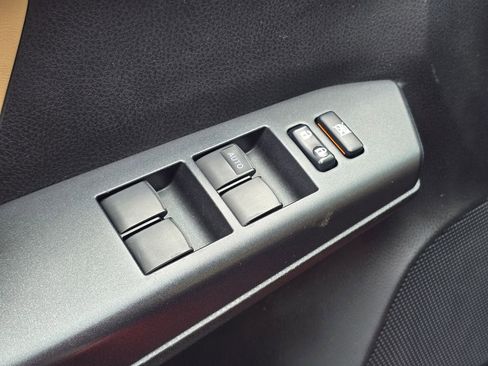 Used 2016 Toyota RAV4 XLE w/ Convenience Package AWD/4WD image 20