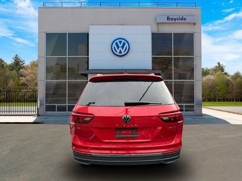 Certified 2024 Volkswagen Tiguan SE AWD/4WD image 6