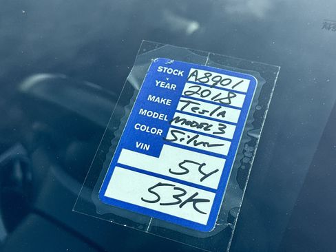 Used 2018 Tesla Model 3 Long Range RWD image 27