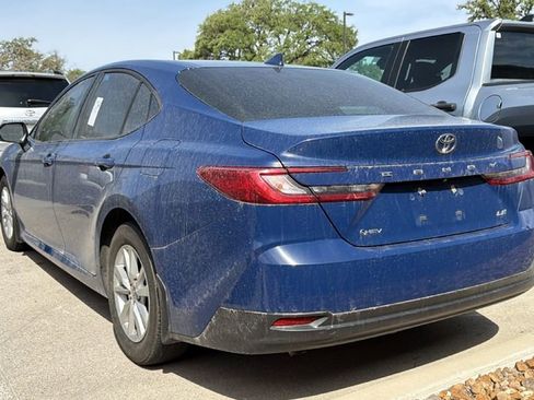 Certified 2025 Toyota Camry LE image 6