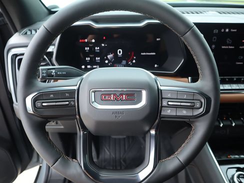 New 2026 GMC Canyon AT4 w/ AT4 Premium Package AWD/4WD image 4